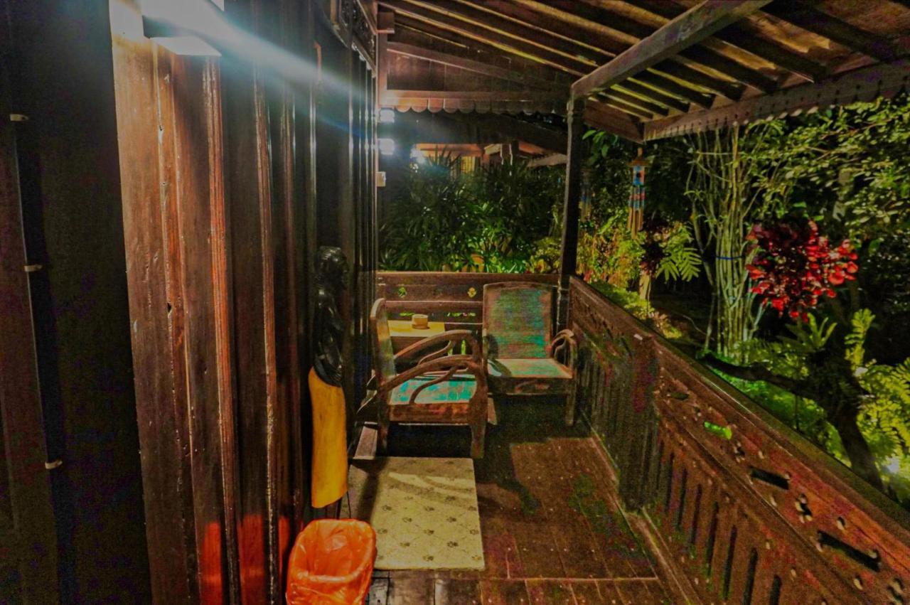 The Wisma Pulau Merah Pasanggaran Extérieur photo