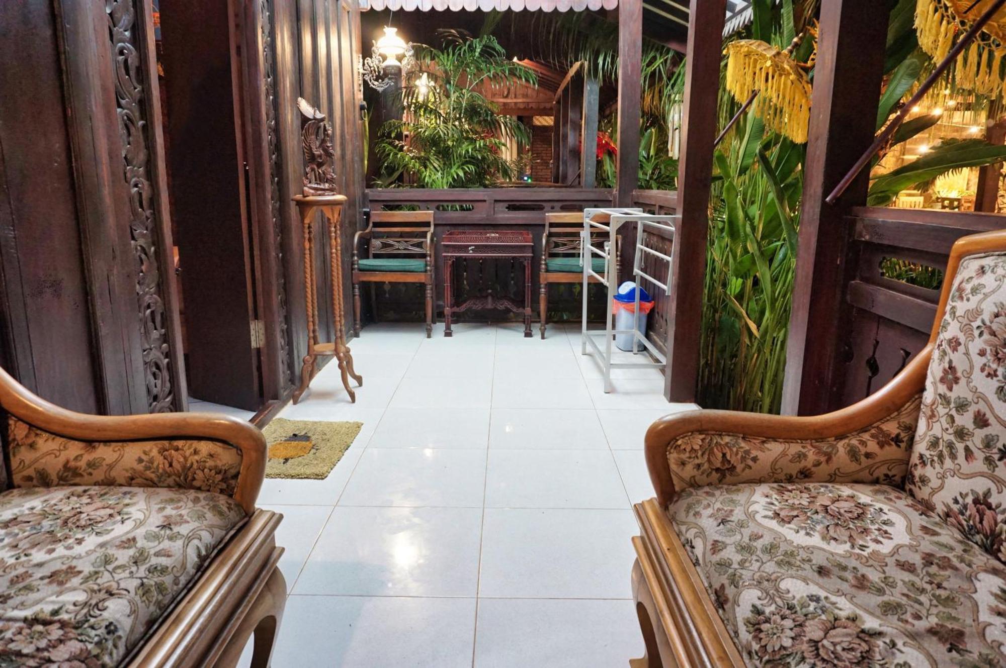 The Wisma Pulau Merah Pasanggaran Chambre photo