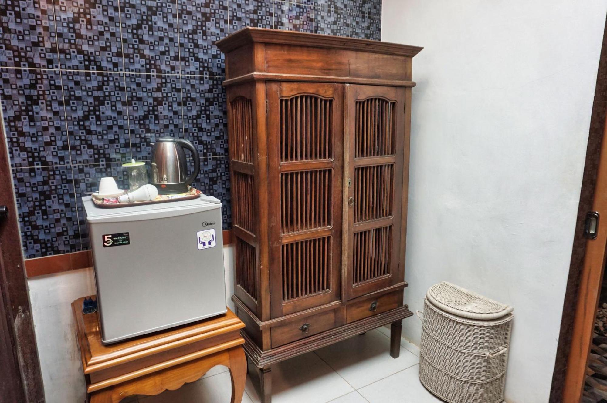 The Wisma Pulau Merah Pasanggaran Chambre photo